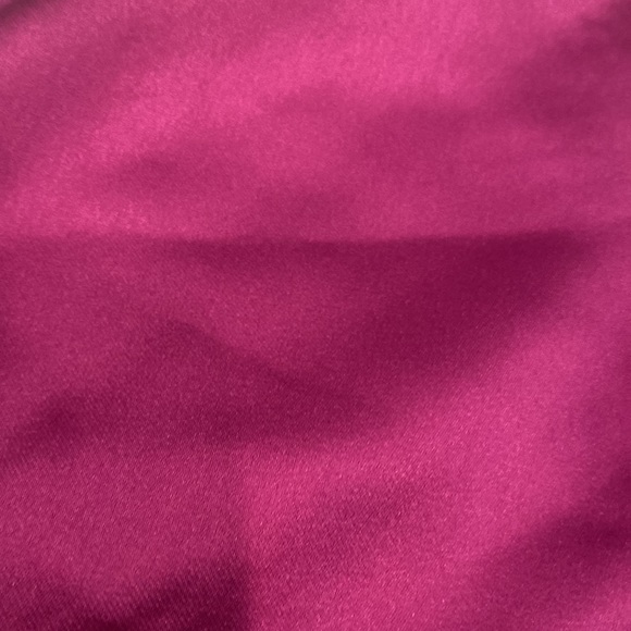 Satin halter top - Picture 3 of 3